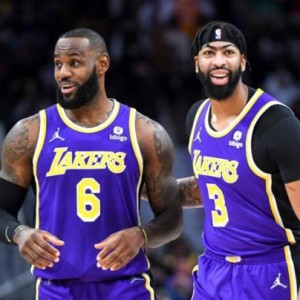 开云-湖人的夏天“稳”字当先，选帅和交易不会太冒进