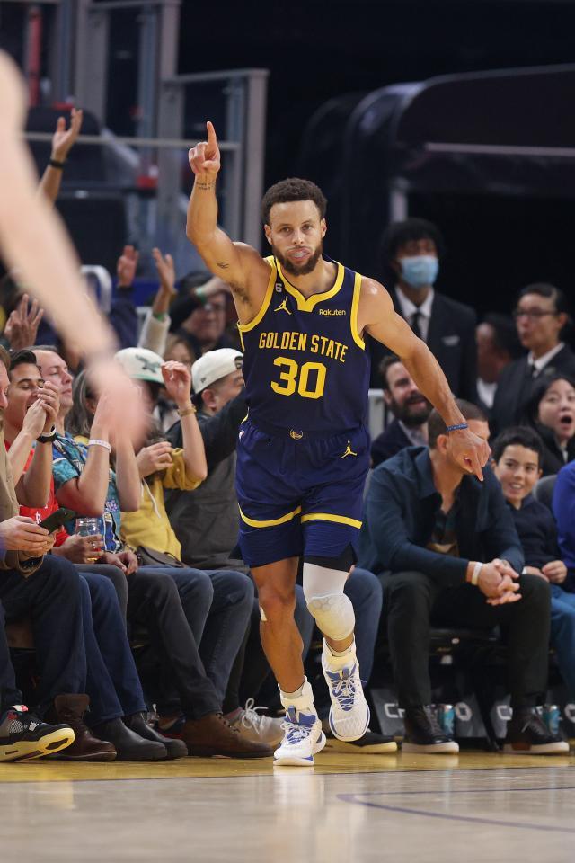 1670130882793028243.jpg FjGxrLeVQAAC0Xn.jpg